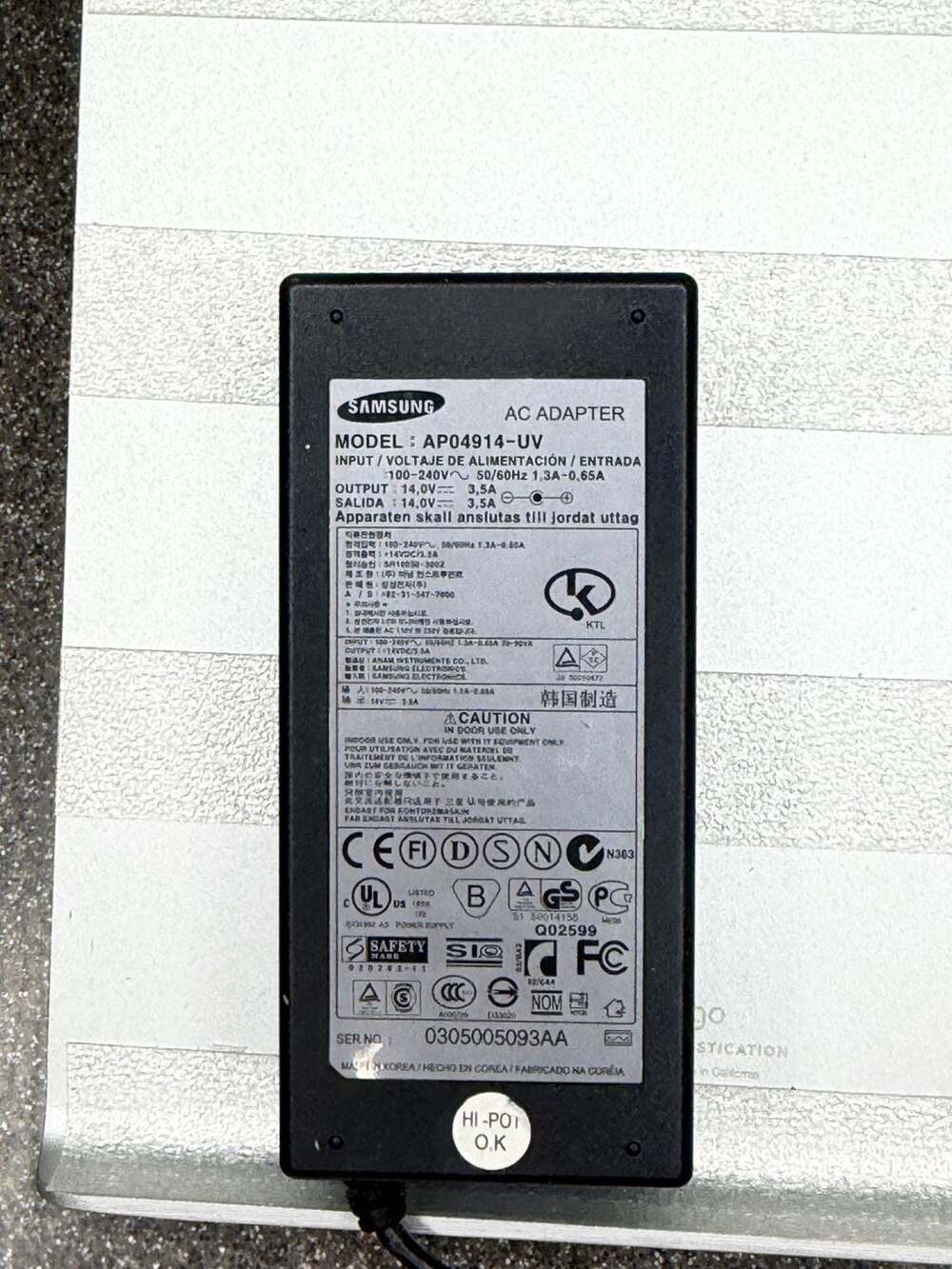 Samsung AP04914-UV 14V 3.5A AC Power Adapter
